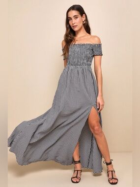 Lulu’s Patsy Black and White Gingham Off-the-Shoulder Dress size S
